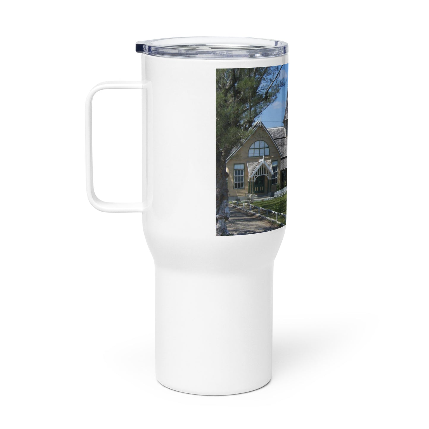 Travel mug with a handle